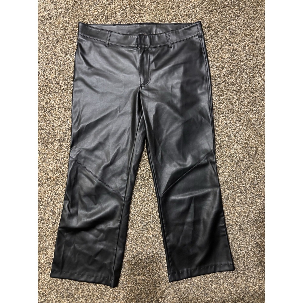 Free people Women's Black Faux Leather Wide Leg‎ Cropped Pants Size 10